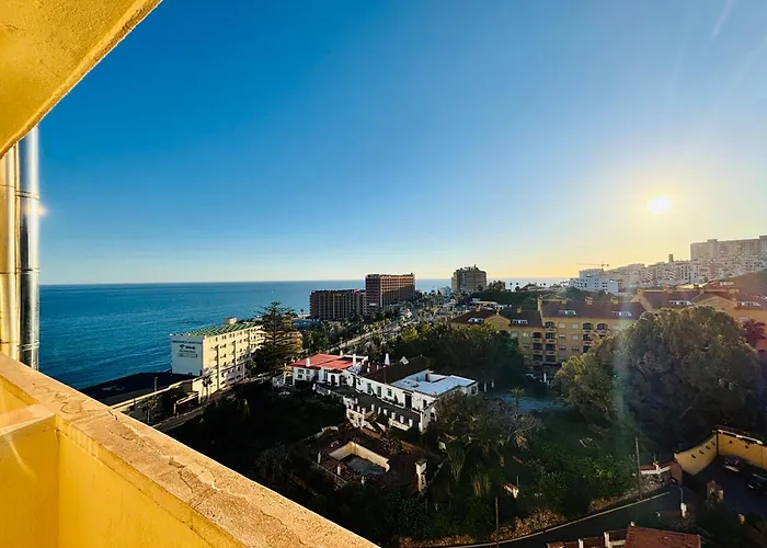 Alquilaeasy Aloha Playa Benalmádena